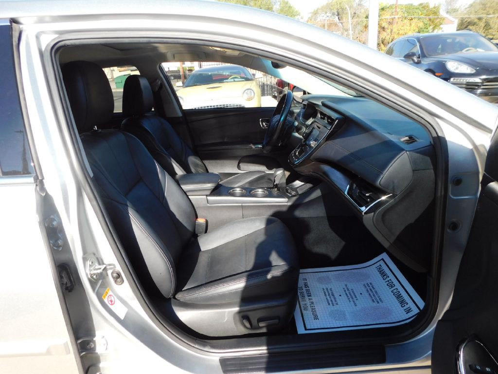 2016 Toyota Avalon Image 45