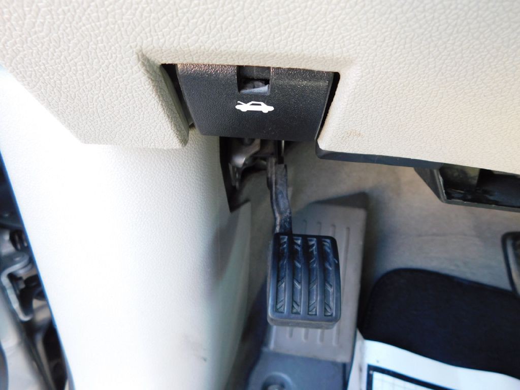 2014 Buick Enclave Image 32