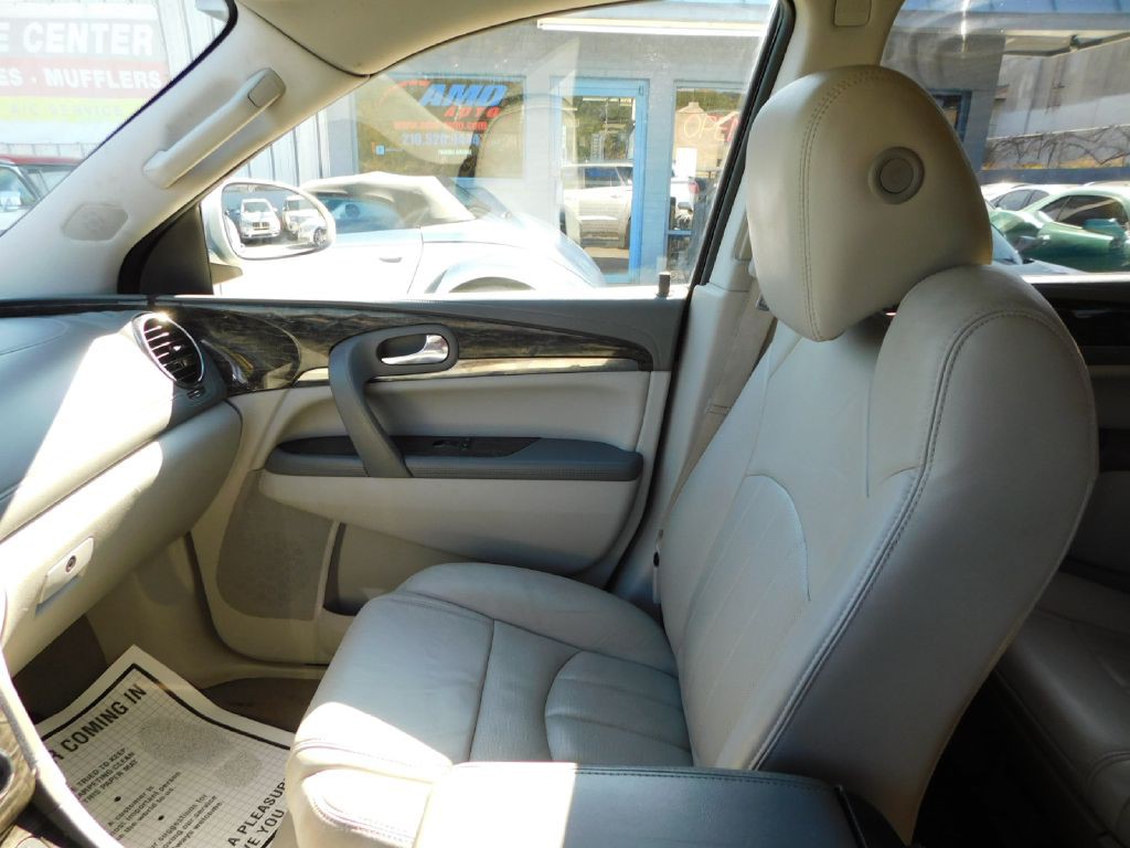 2014 Buick Enclave Image 41