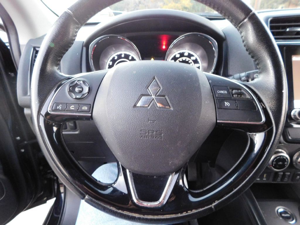 2022 Mitsubishi Outlander Image 20