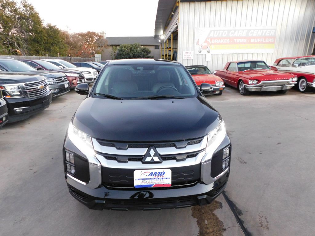 2022 Mitsubishi Outlander Image 26