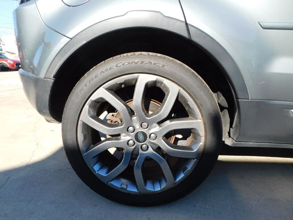 2015 Land Rover Range Rover Evoque Image 9