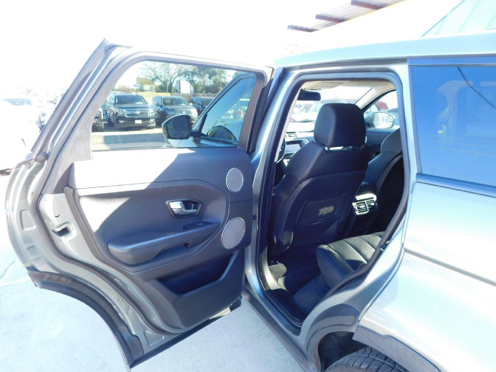 2015 Land Rover Range Rover Evoque Image 25