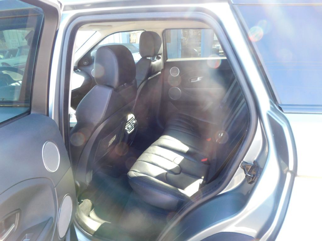 2015 Land Rover Range Rover Evoque Image 26