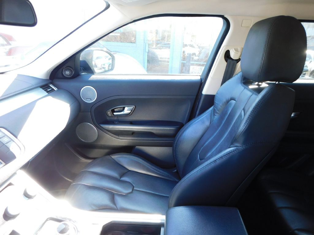 2015 Land Rover Range Rover Evoque Image 41