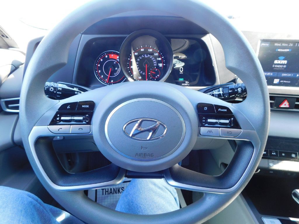 2023 Hyundai Elantra Image 21