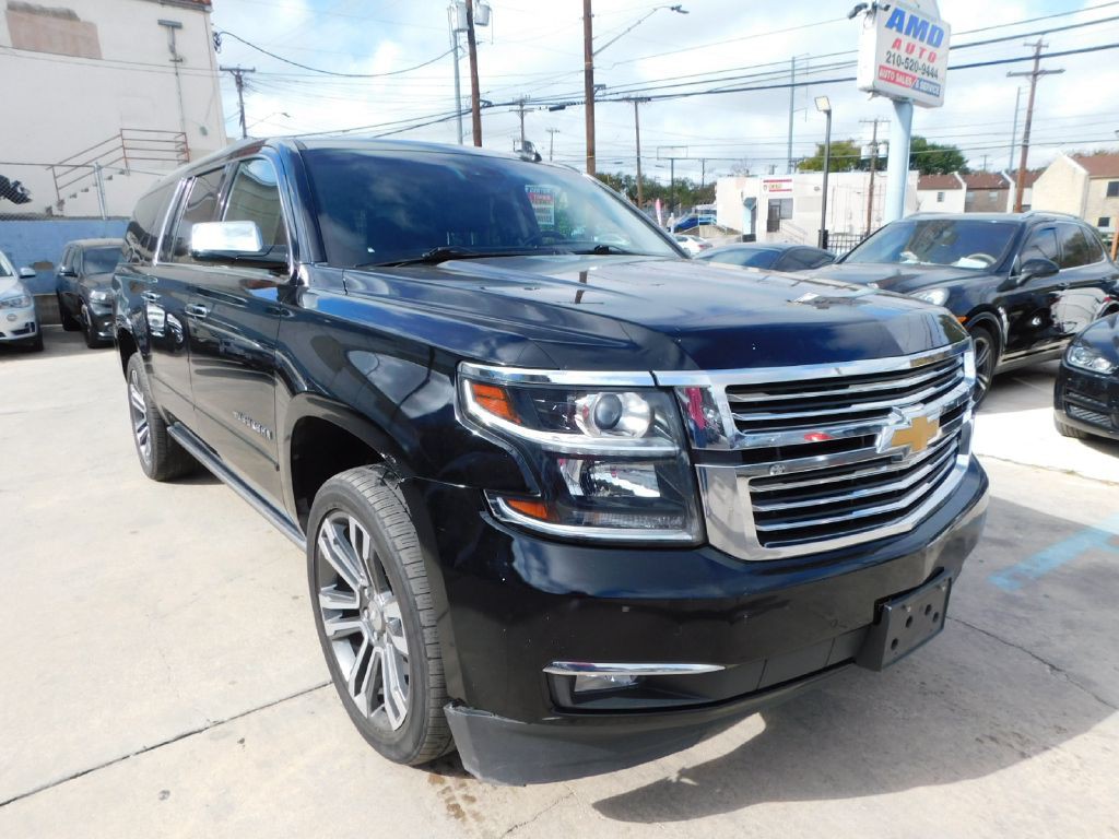 2018 Chevrolet Suburban Image 1