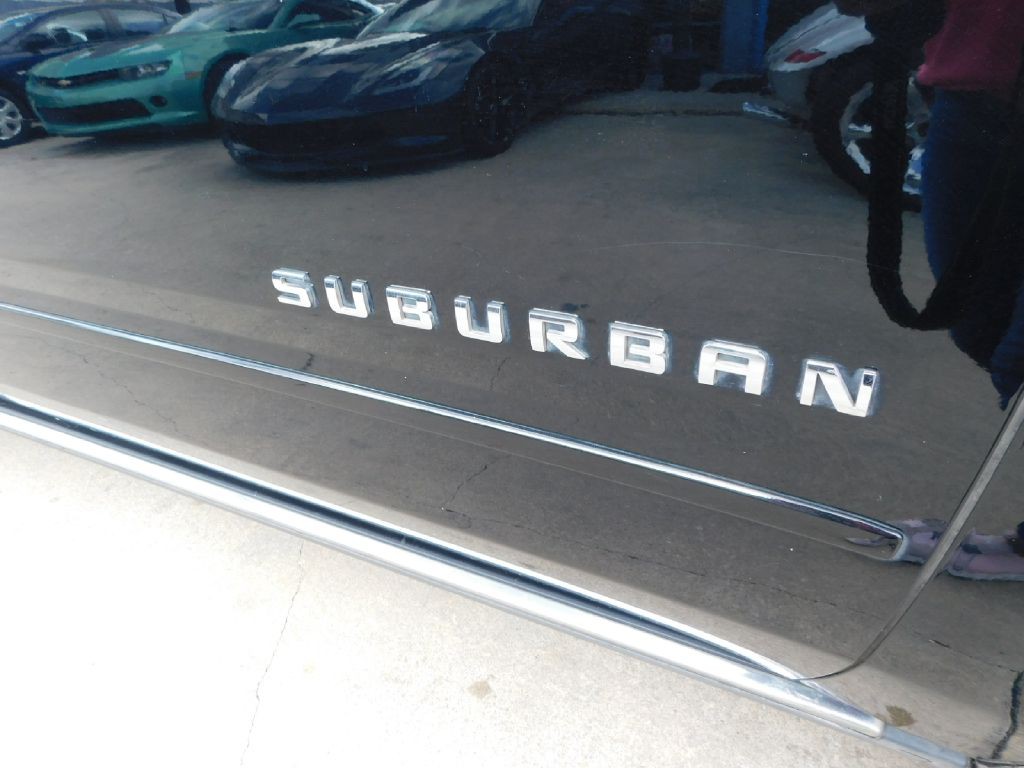 2018 Chevrolet Suburban Image 10