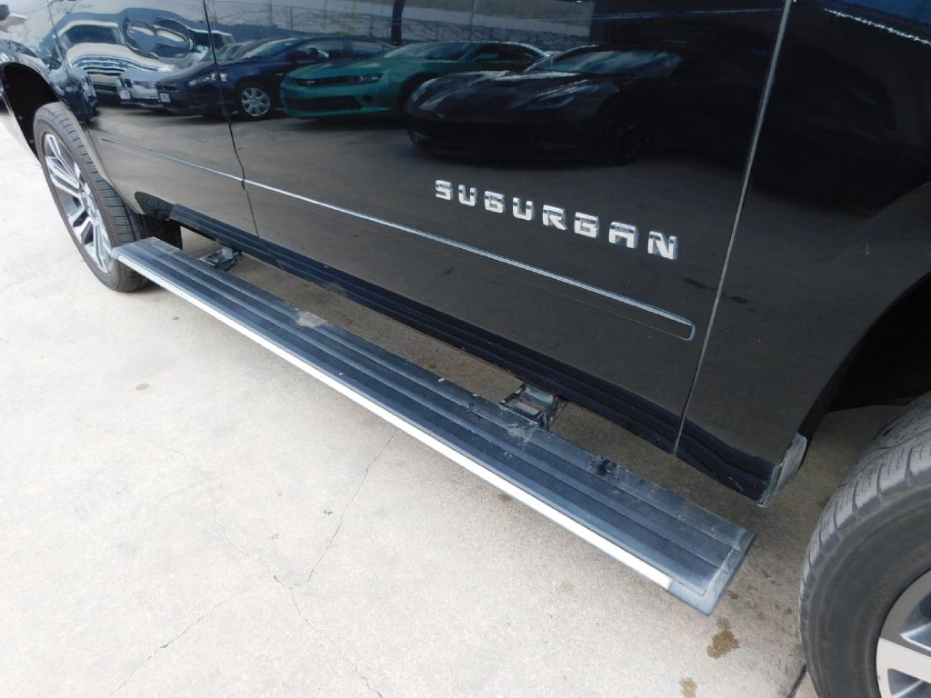 2018 Chevrolet Suburban Image 11