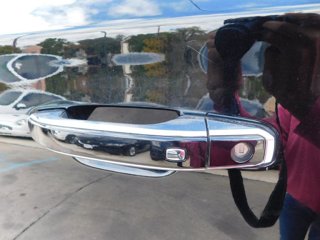 2018 Chevrolet Suburban Image 18