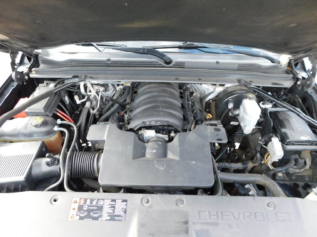 2018 Chevrolet Suburban Image 19