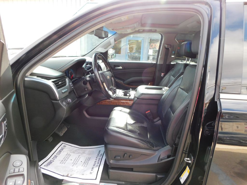 2018 Chevrolet Suburban Image 28