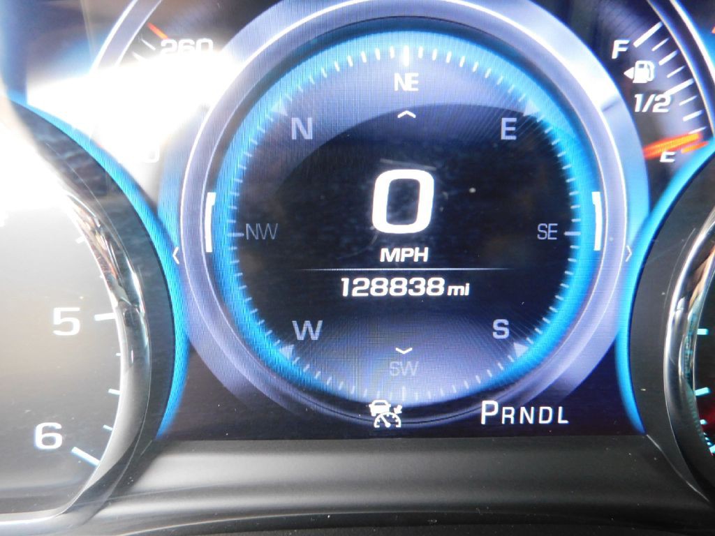 2018 Chevrolet Suburban Image 32