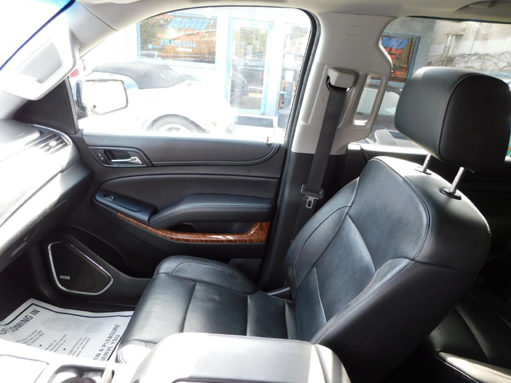 2018 Chevrolet Suburban Image 44