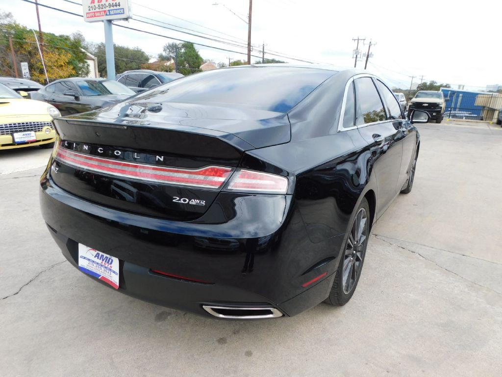 2016 Lincoln MKZ Image 7