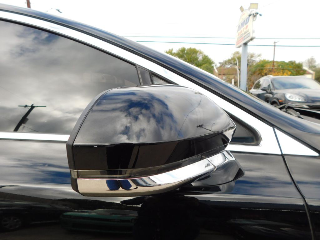 2016 Lincoln MKZ Image 10