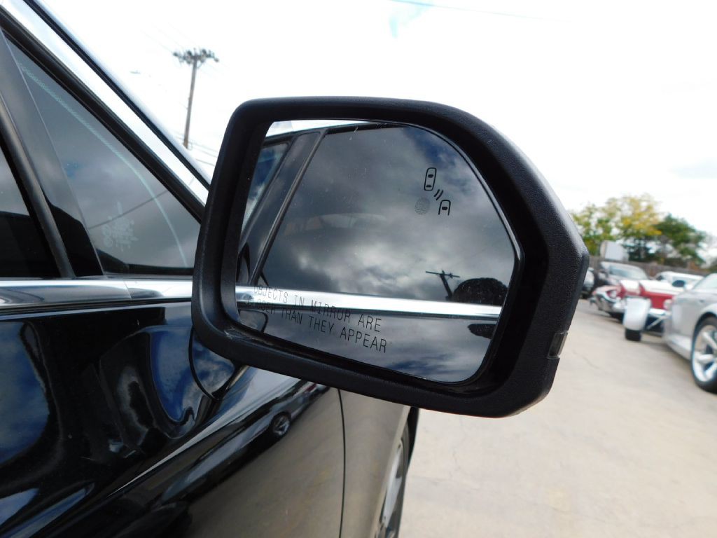 2016 Lincoln MKZ Image 11