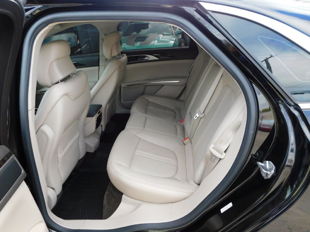 2016 Lincoln MKZ Image 27