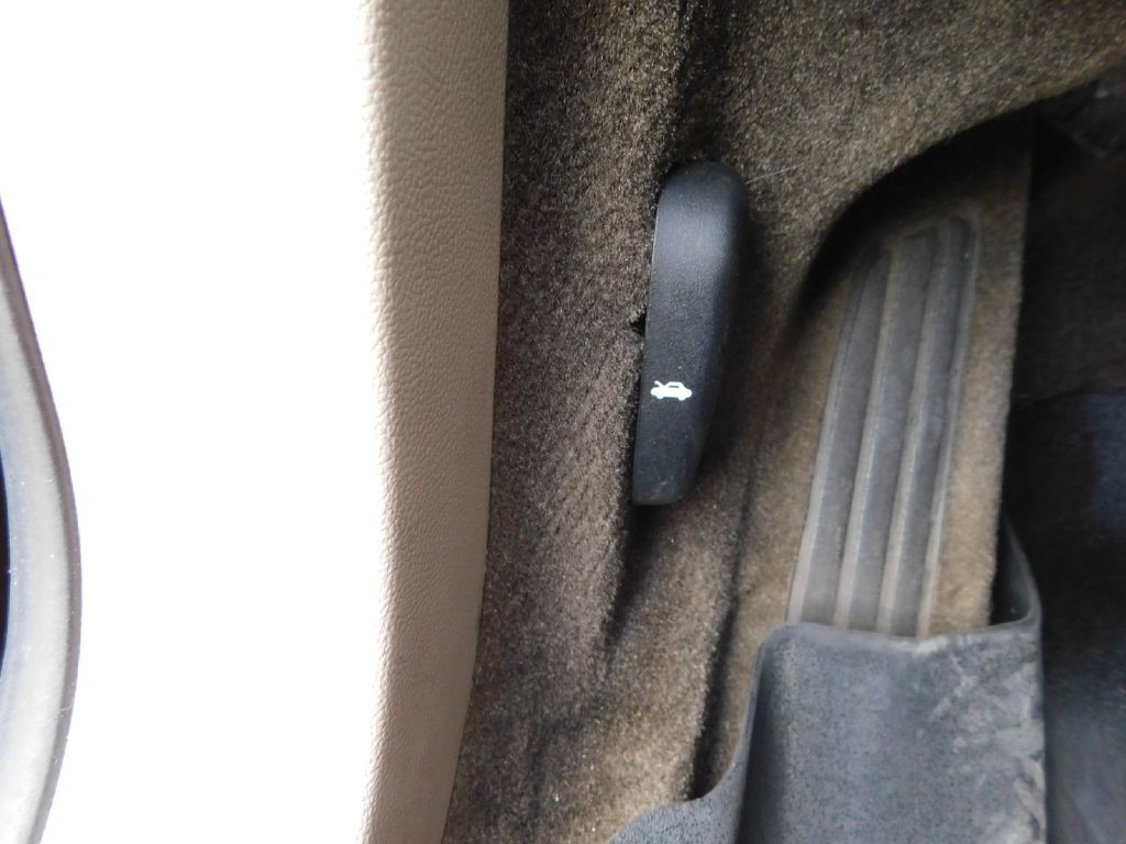 2016 Lincoln MKZ Image 33