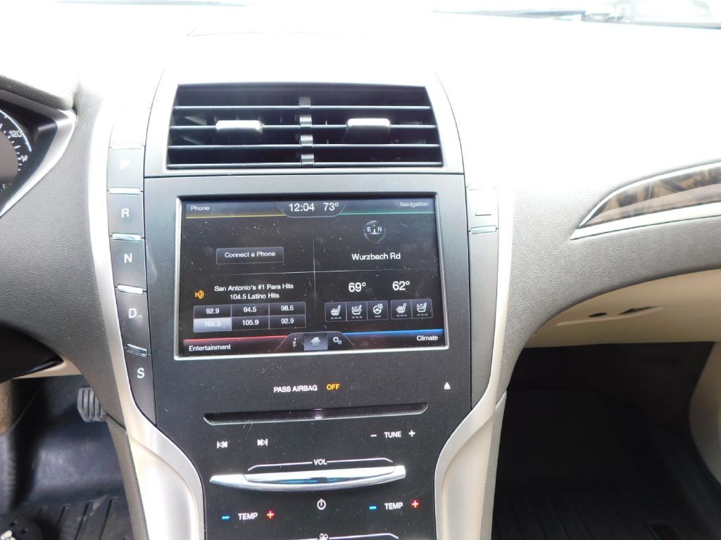 2016 Lincoln MKZ Image 38