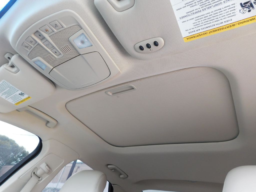 2016 Lincoln MKZ Image 44