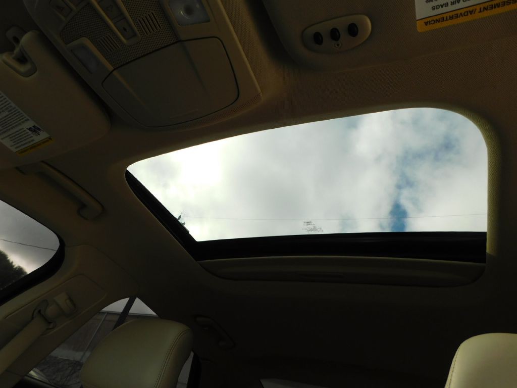 2016 Lincoln MKZ Image 45