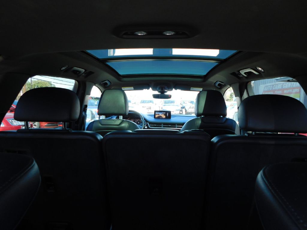 2017 Audi Q7 Image 16