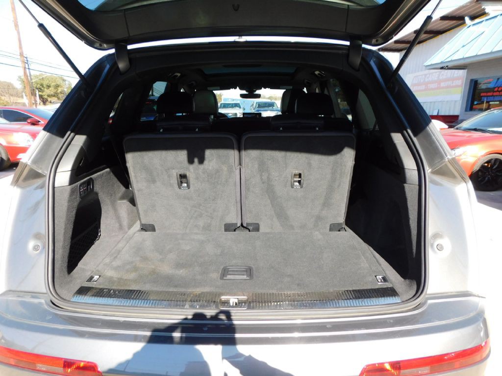 2017 Audi Q7 Image 18