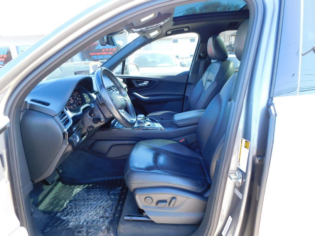 2017 Audi Q7 Image 23