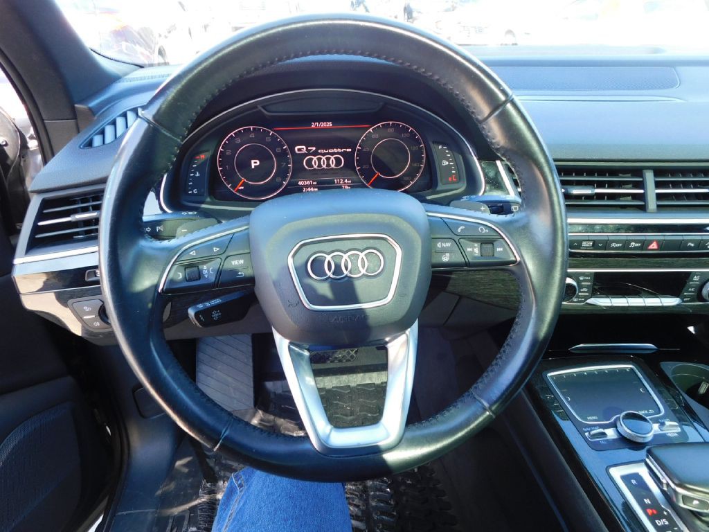 2017 Audi Q7 Image 30