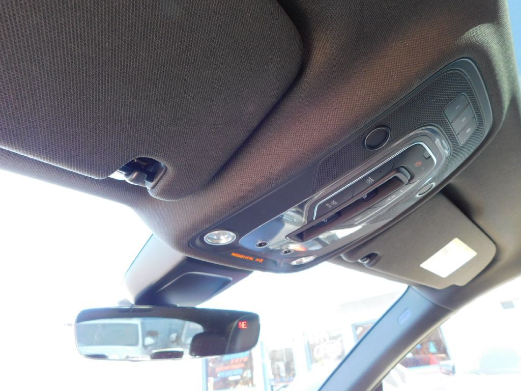 2017 Audi Q7 Image 43