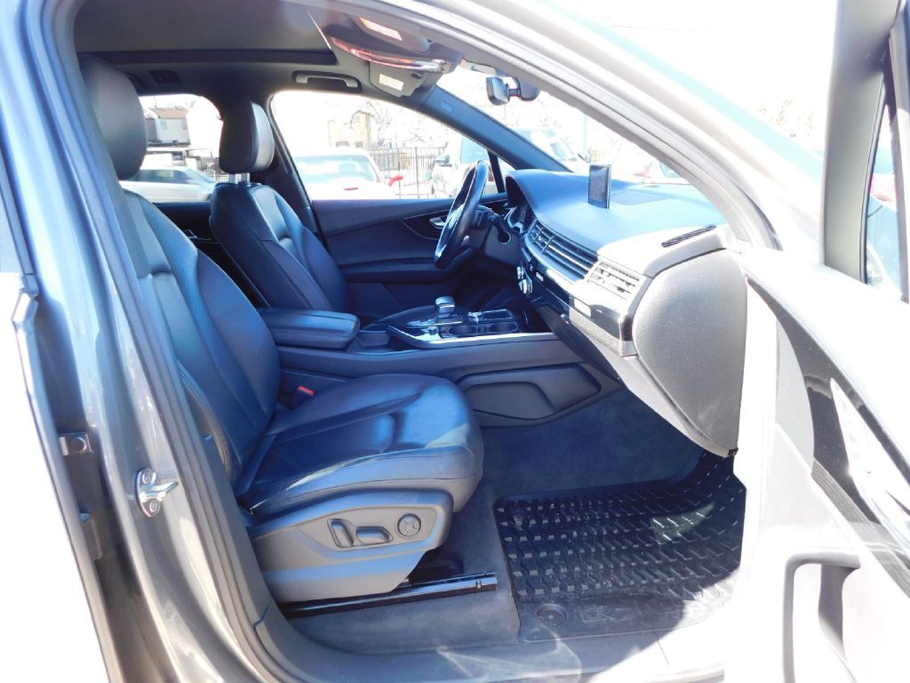 2017 Audi Q7 Image 54
