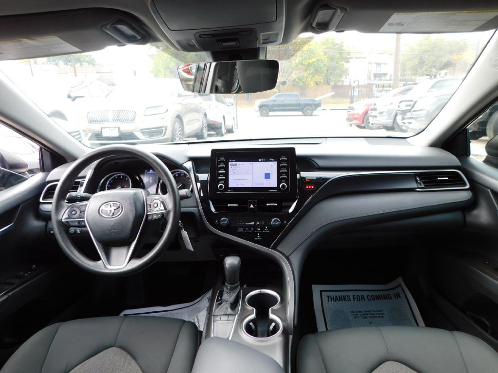 2023 Toyota Camry Image 15