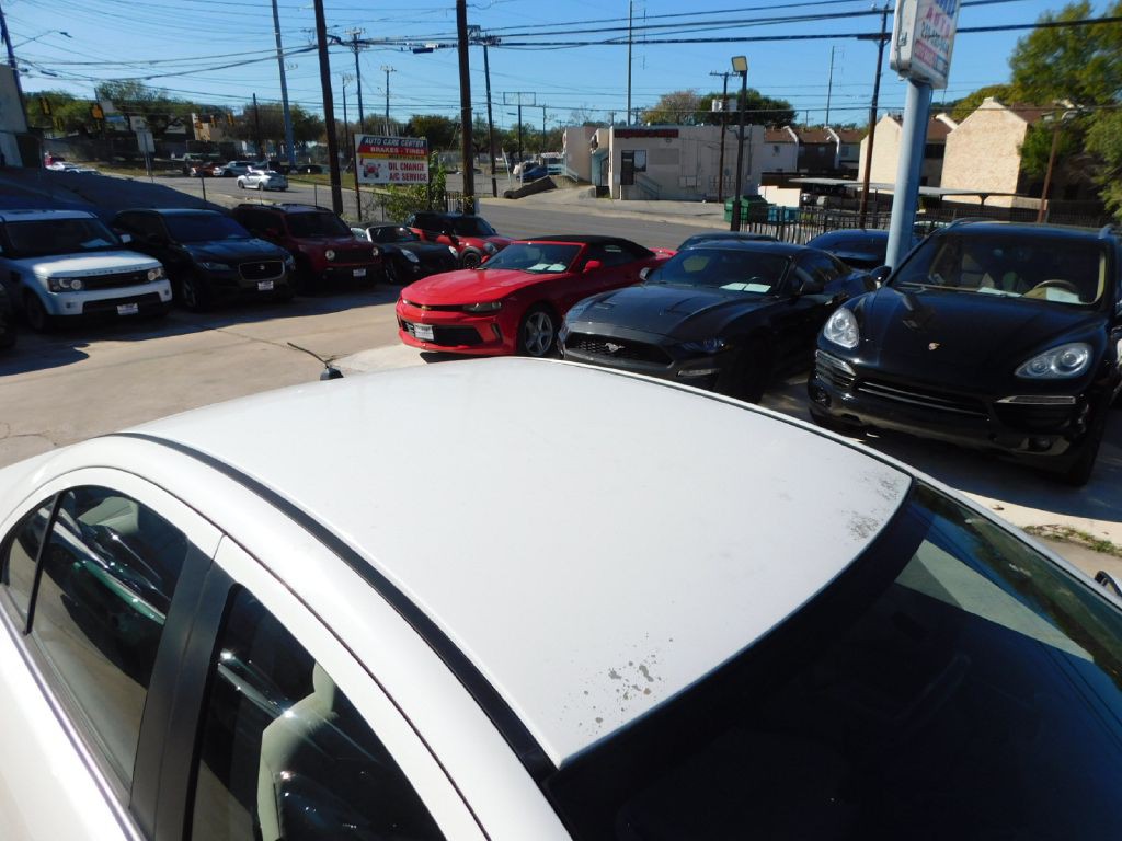 2013 Mitsubishi Lancer Image 9