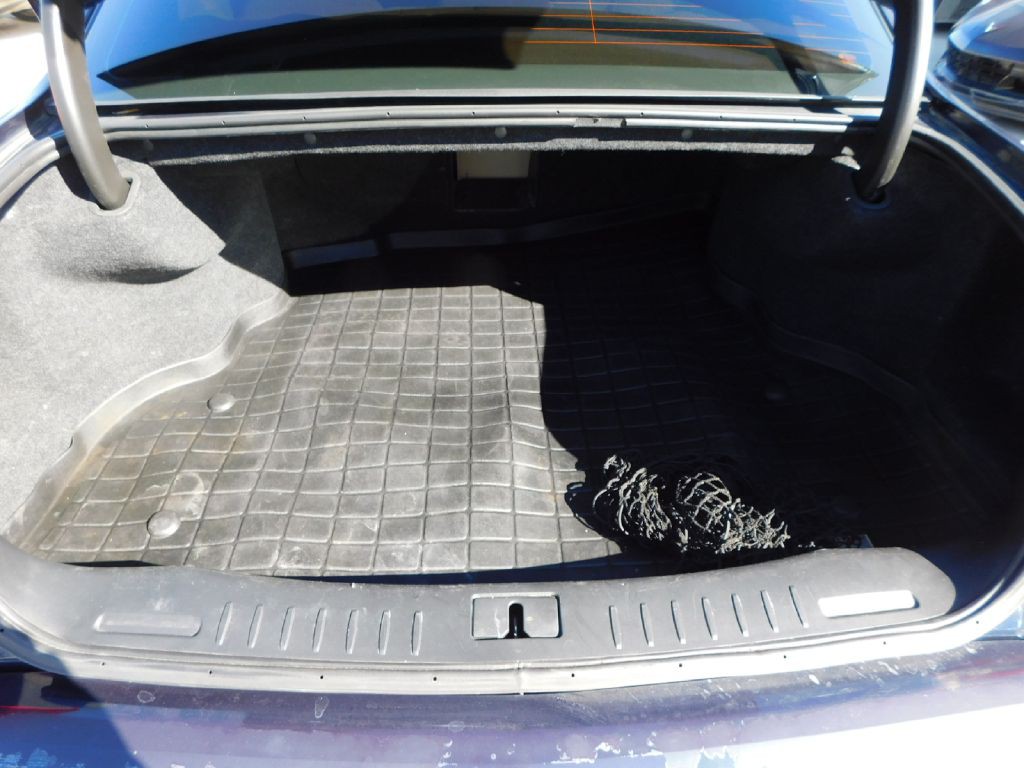 2009 Cadillac DTS Image 12