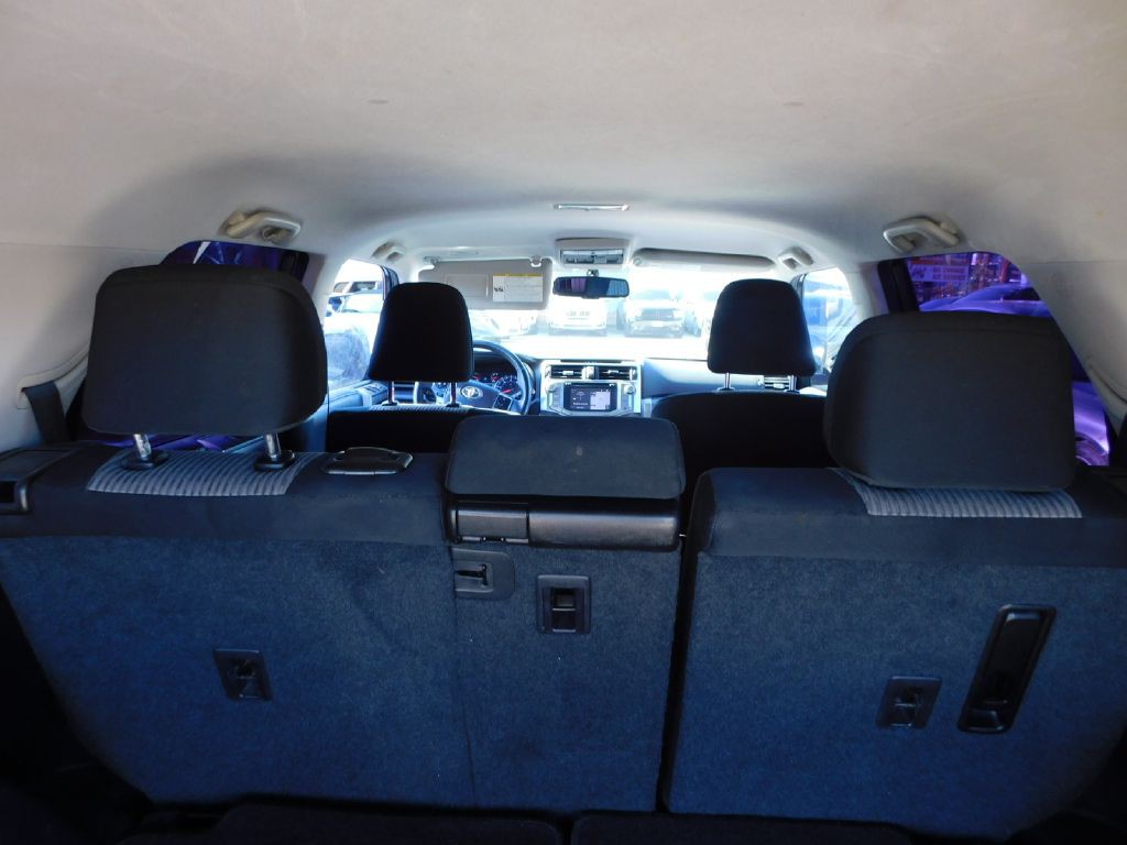 2015 Toyota 4Runner Image 15