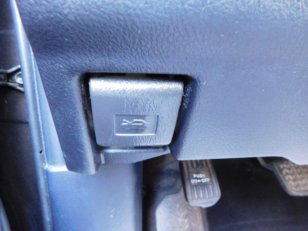 2015 Toyota 4Runner Image 27