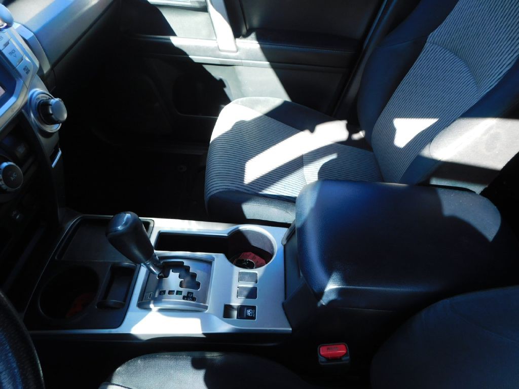 2015 Toyota 4Runner Image 35