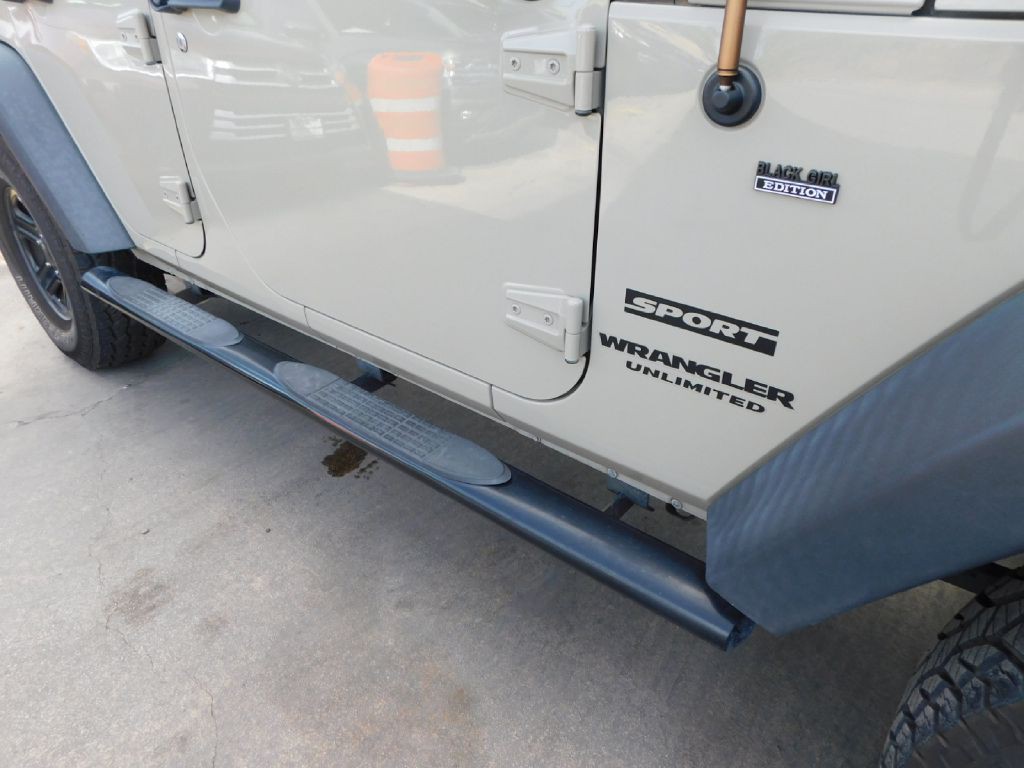 2017 Jeep Wrangler Unlimited Image 10