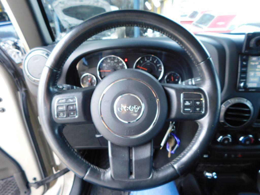 2017 Jeep Wrangler Unlimited Image 25