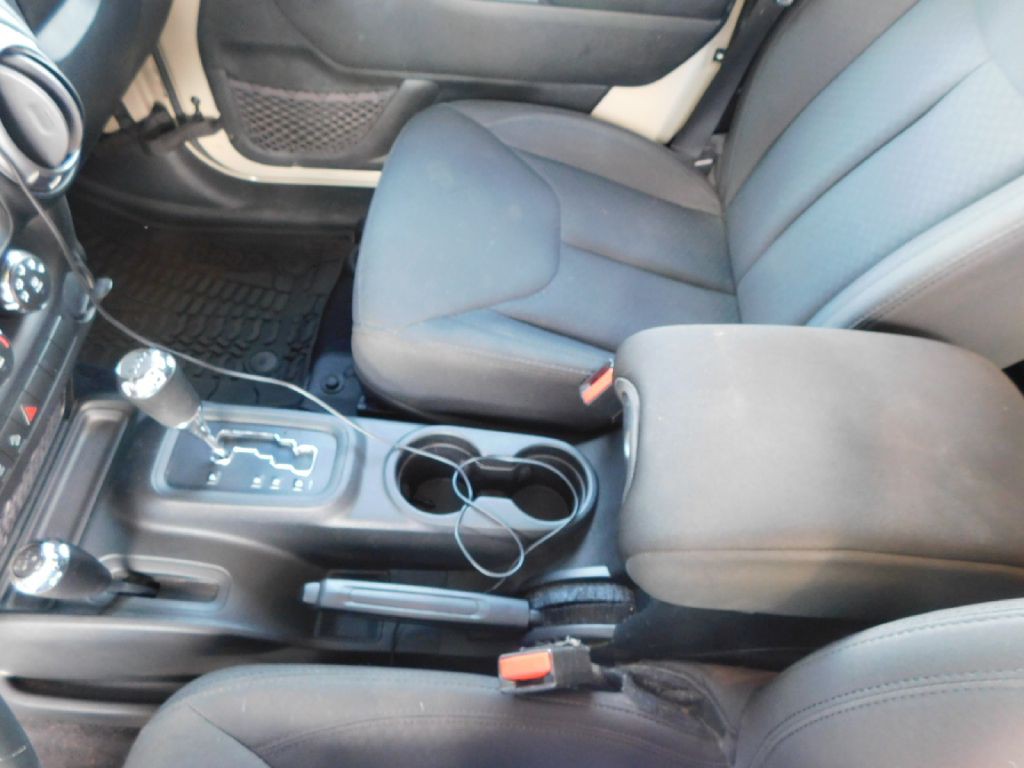 2017 Jeep Wrangler Unlimited Image 30