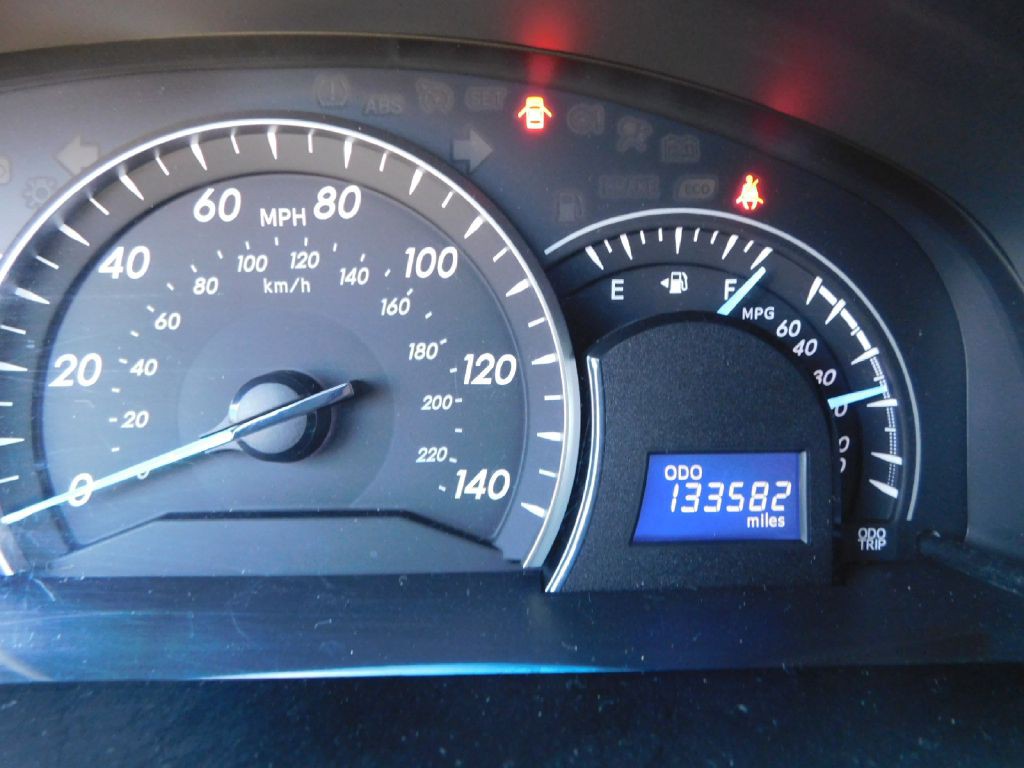 2012 Toyota Camry Image 21