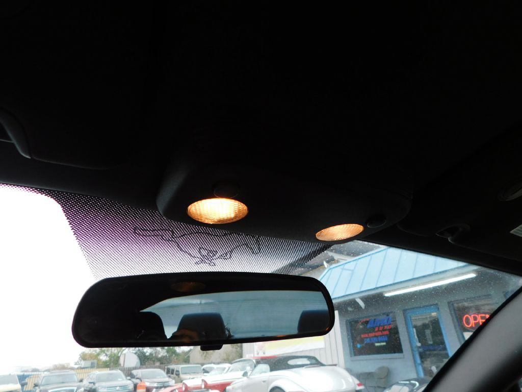 2013 Ford Mustang Image 31