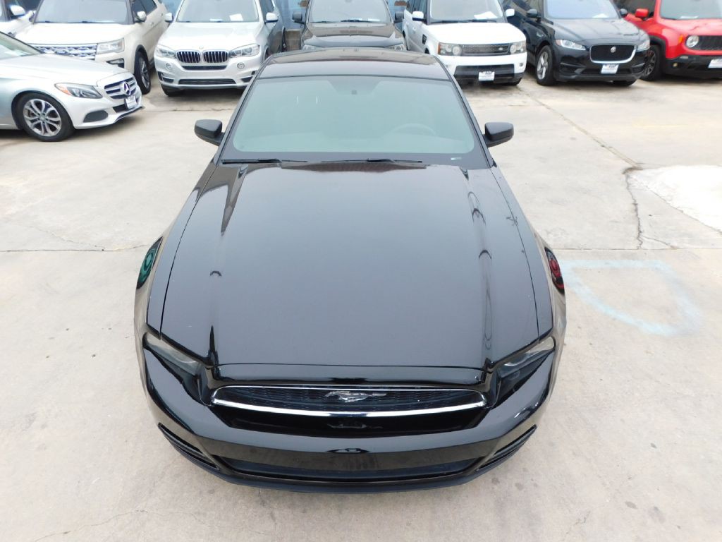 2013 Ford Mustang Image 40