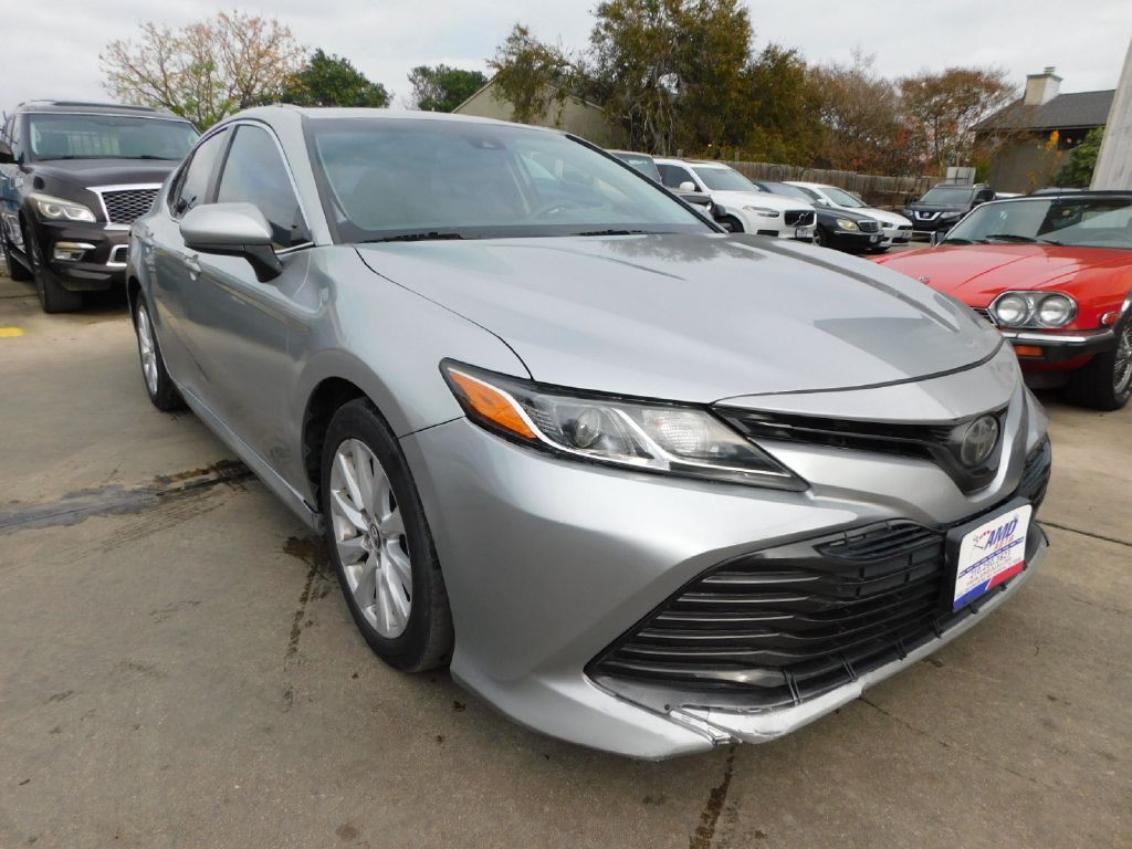 2018 Toyota Camry Image 1