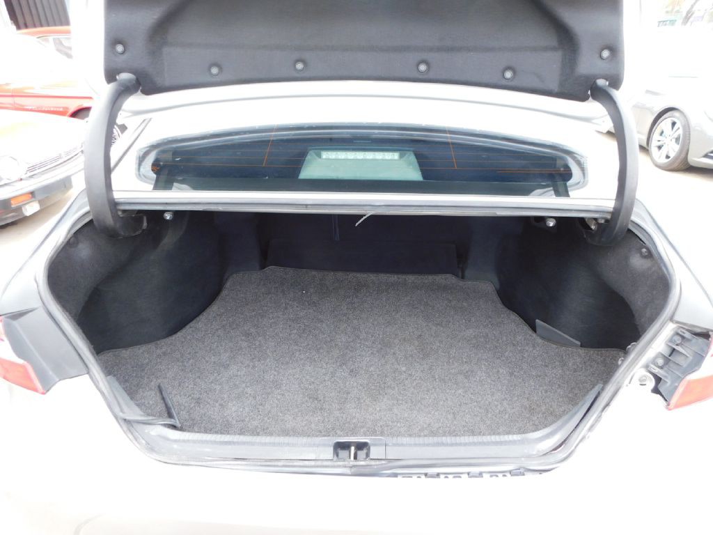 2018 Toyota Camry Image 13