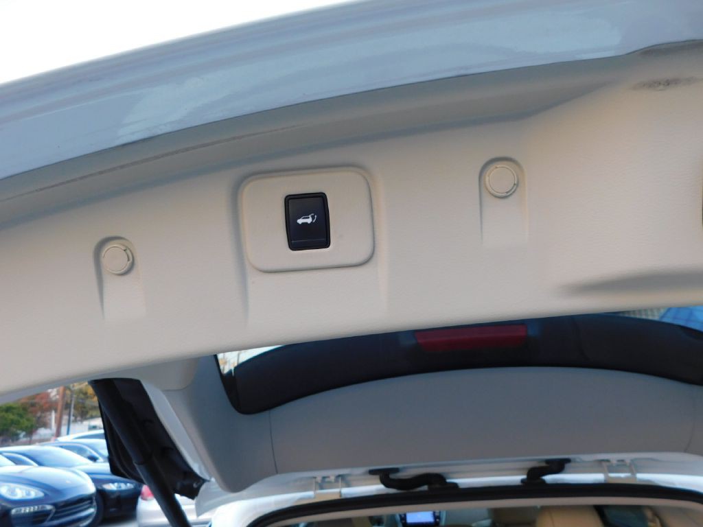 2016 Nissan Murano Image 14