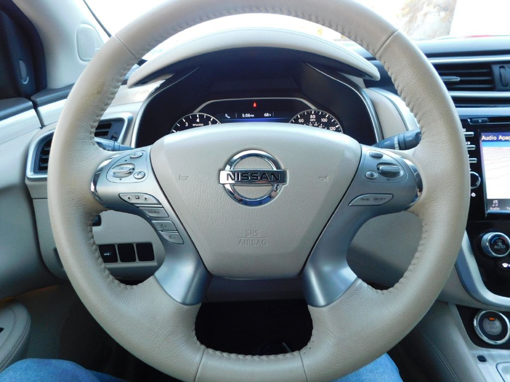 2016 Nissan Murano Image 19