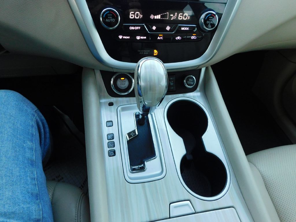 2016 Nissan Murano Image 22