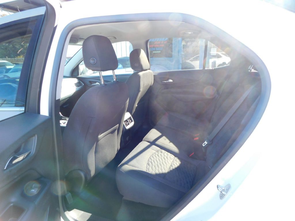 2018 Chevrolet Equinox Image 29